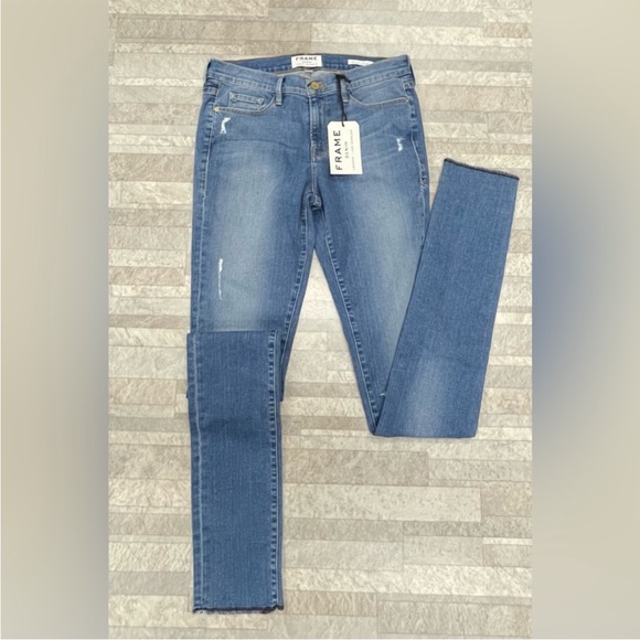 FRAME denim Forever Karlie in Fairfax deluxe.  Skinny Jean NWT Size 31 jeans - Picture 2 of 8